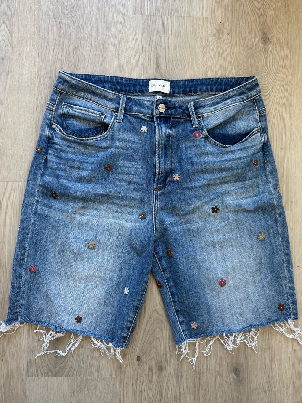 Driftwood Embroidered Appliqué Floral Denim Bermuda Shorts - Blue Size 33